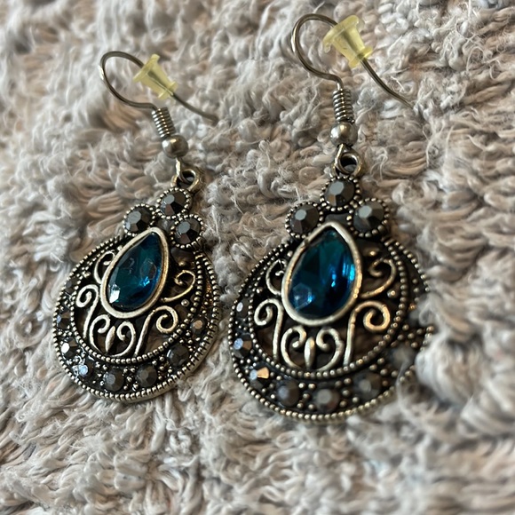 Turquoise earrings 💎 - Picture 3 of 3